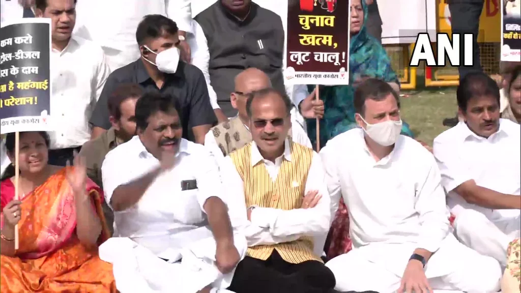 rahul gandhi to likely lead fuel hike protest in delhi today