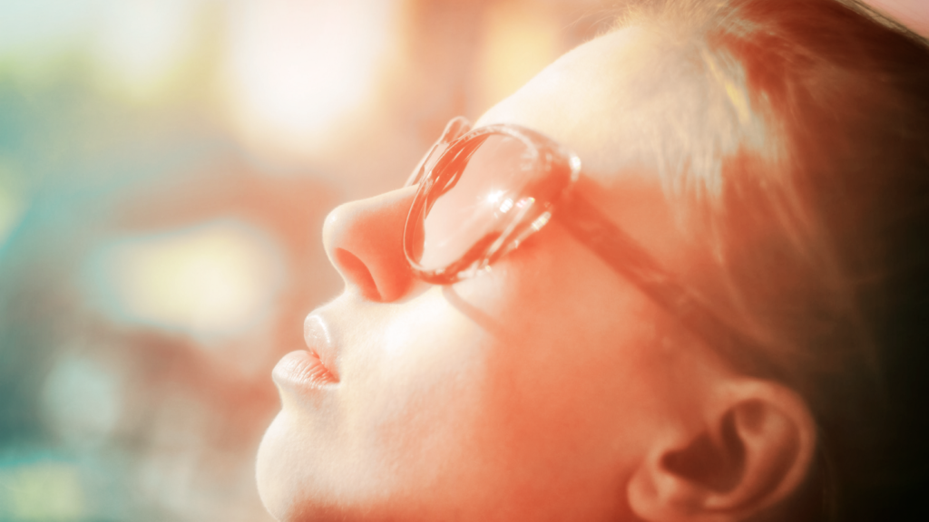 4 easy ways to keep your eyes safe in summer