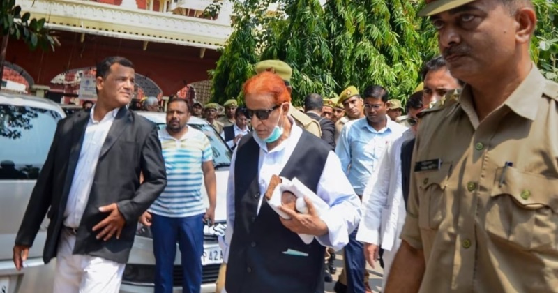azam khan walks out of sitapur jail after 27 months