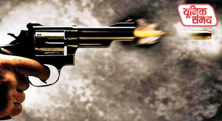 अमरावती मॉल के बाहर फायरिंग