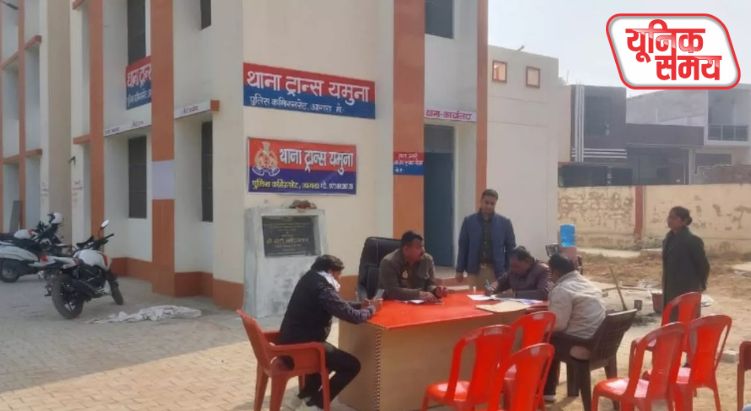 थाना ट्रांस यमुना से 100 मीटर दूर चोरी