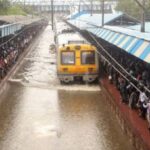 मुंबई में भारी बारिश का कहर