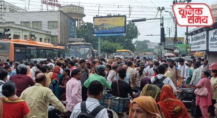 वृंदावन में पवित्रा एकादशी पर श्रद्धालुओं की भारी भीड़