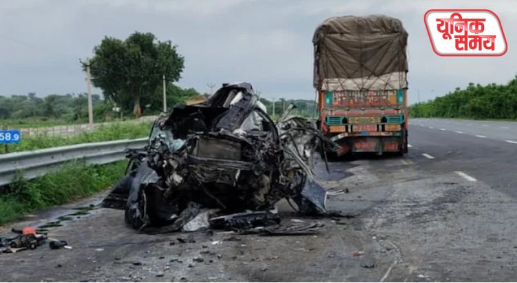 दिल्ली-मुंबई एक्सप्रेसवे पर भीषण हादसा