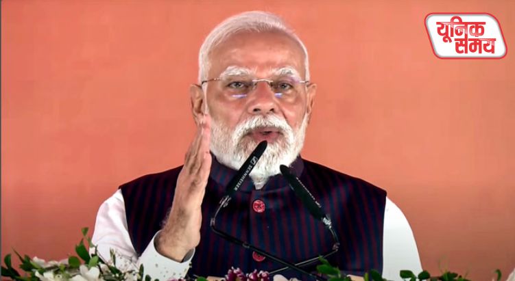 PM मोदी ने ITI टॉपर्स को किया सम्मानित