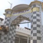 मदरसे और मैरिज पैलेस पर चला बुलडोज