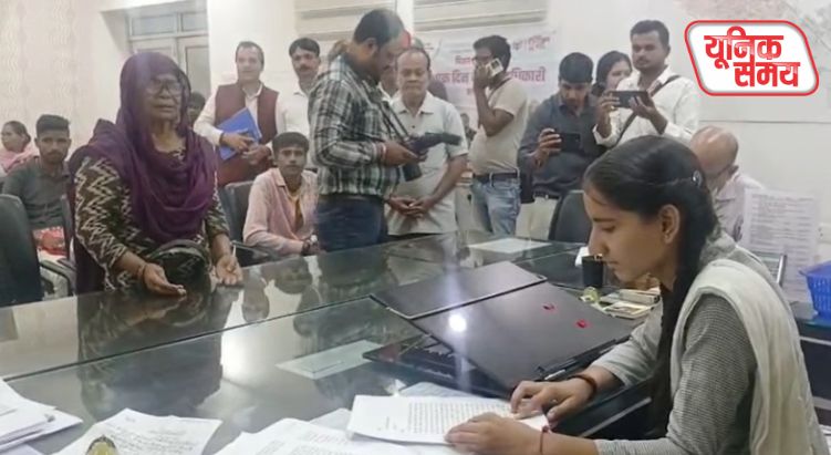 श्रद्धा दीक्षित बनीं एक दिन की DM