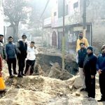 Chakleshwar Road has worsened due to road and sewage problems