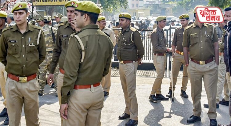Five teenage girls have escaped from a government-run girls' shelter