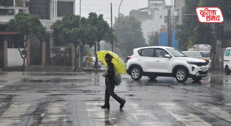 Rain in Delhi has increased the chill