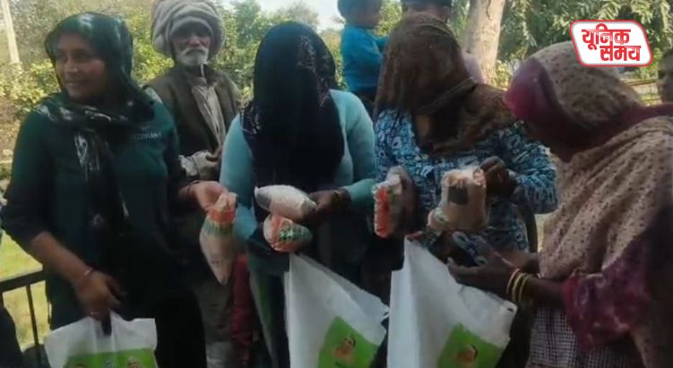गोवर्धन में आंगनवाड़ी में बंटा सड़ा-गला पोषाहार
