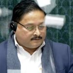 Eight MPs suspended for throwing papers at the Speaker