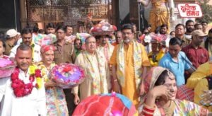 'Gulal Yatra' started from Shri Krishna Janmabhoomi for Baba Vishwanath