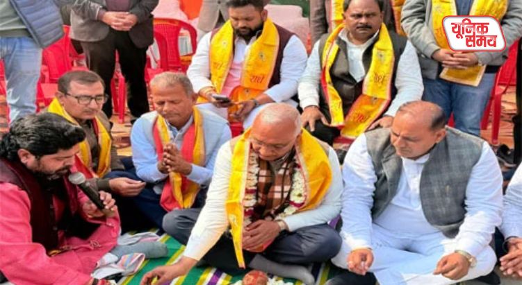 The Mayor laid the foundation stone