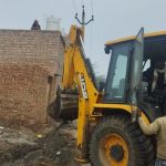 The Yogi government's bulldozer demolished illegal encroachments in Surir