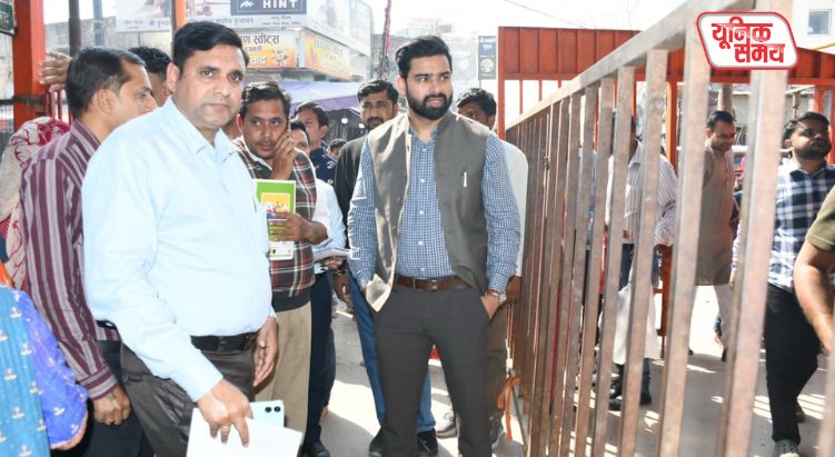 Municipal Commissioner's inspection in Vrindavan