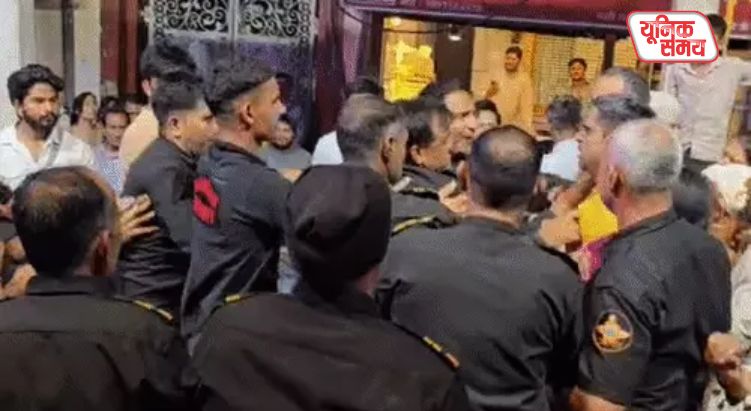 Bloody Clash Between Security Guards and Shopkeepers at Banke Bihari Temple