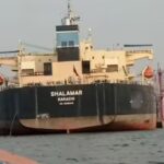 Pakistani Tanker Carrying Oil Sets Sail Amidst Strict US Blockade of the Strait of Hormuz