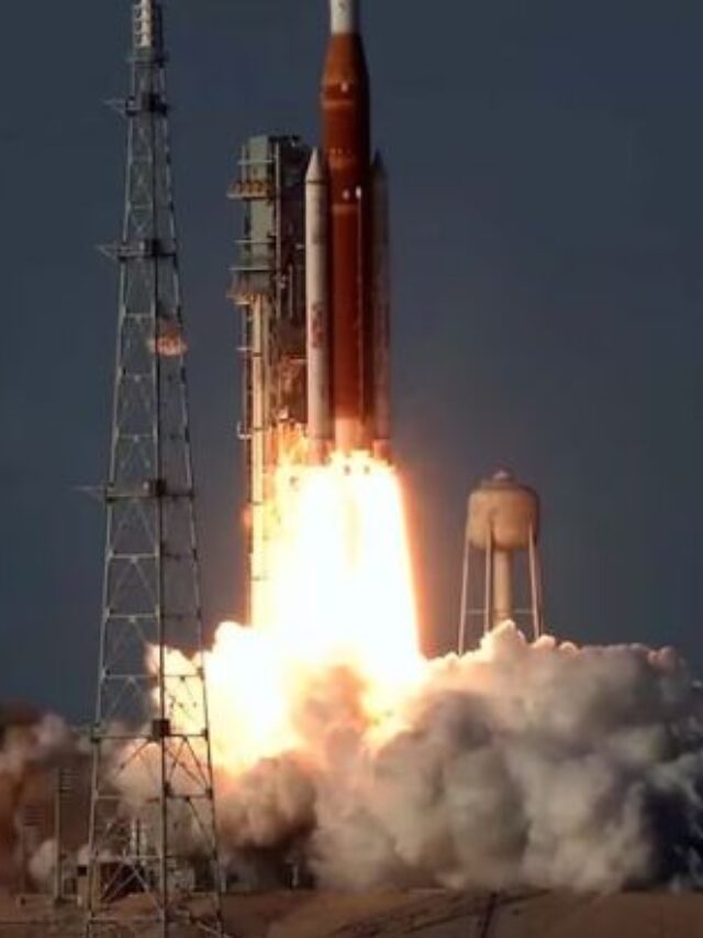 NASA Successfully Launches 'Artemis-2'