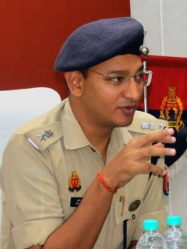 SSP Shlok Kumar Transfers Two Inspectors