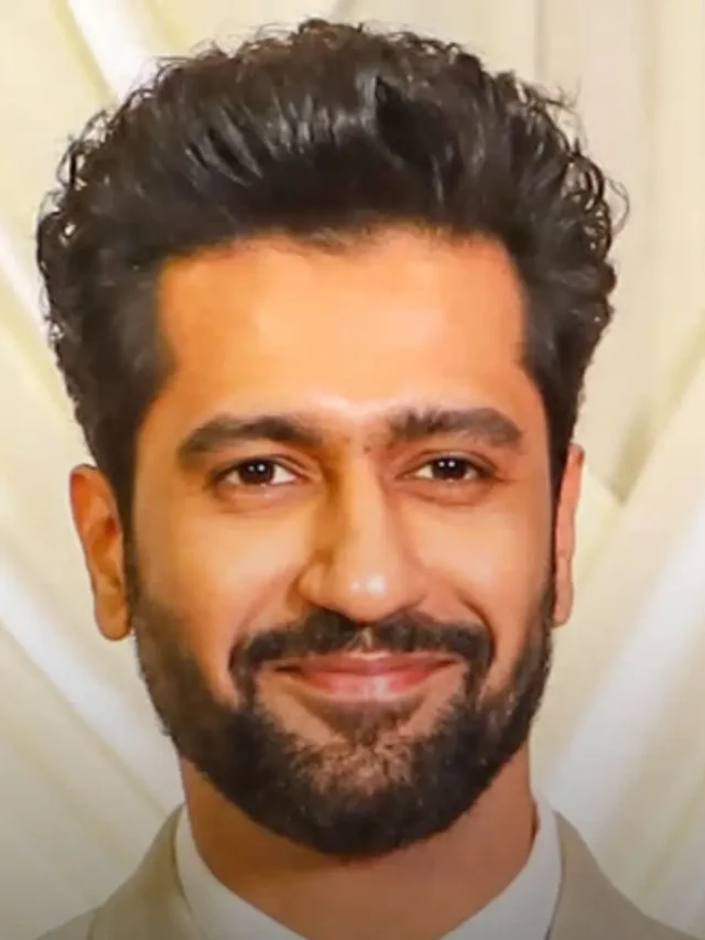 On Vicky Kaushal's 38th birthday, his father Shyam Kaushal wrote an emotional post