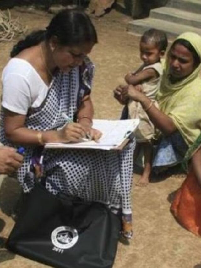 census in UP will be conducted in two phases