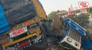 A truck rammed violently into a tractor-trolley in front of GLA University