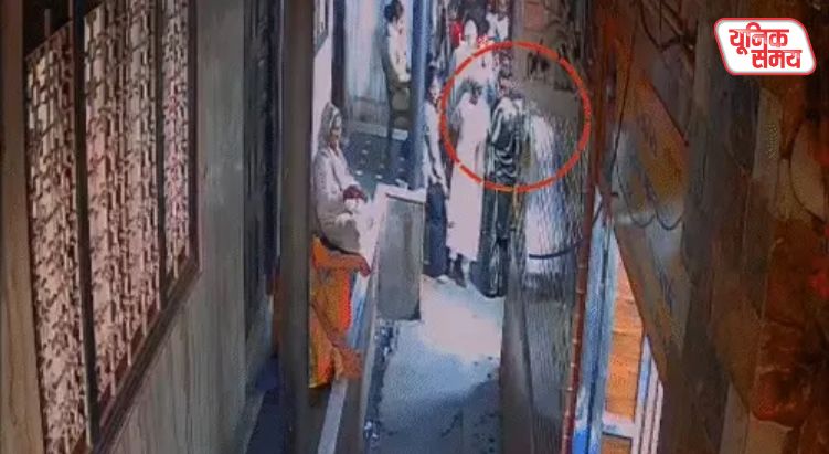 Major accident near Banke Bihari Temple in Vrindavan