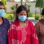 Rampur police caught Nepali servants who were running away after stealing