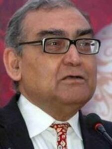 Former judge Markandey Katju announces 'Ishq Karo Party'