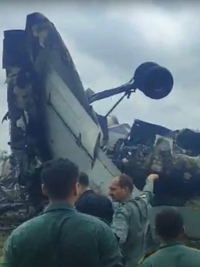 जोरहाट में भारतीय वायुसेना का AN-32 कार्गो विमान क्रैश