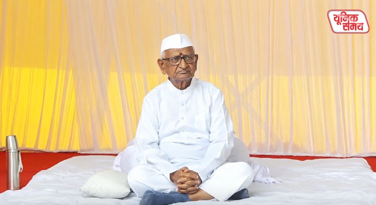 Anna Hazare extends support to the Delhi student movement