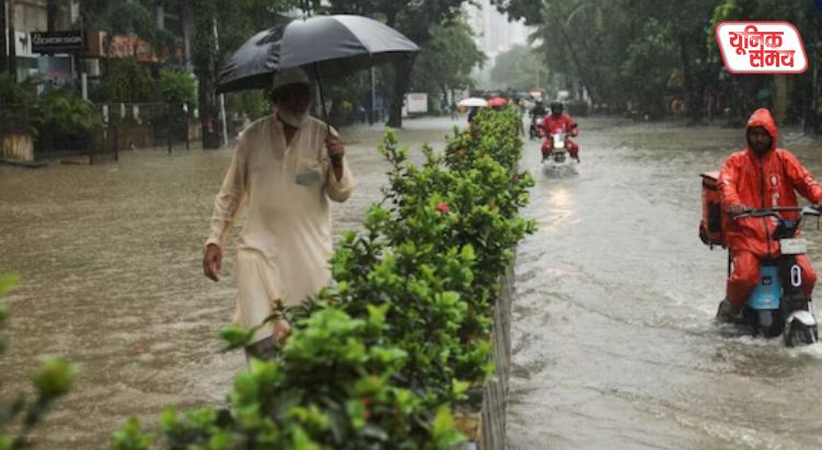 Heavy rain brings Mumbai to a standstill