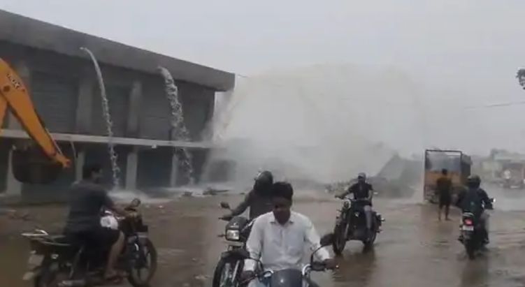 Jal Jeevan Mission pipe bursts in Nauhjheel