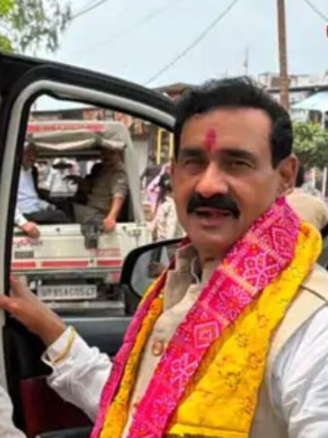 गुरु पूर्णिमा पर वृंदावन पहुंचे मध्य प्रदेश के पूर्व गृह मंत्री नरोत्तम मिश्रा