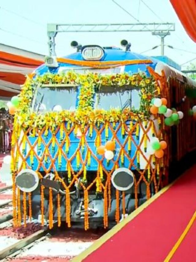 प्रधानमंत्री मोदी ने देश की पहली हाइड्रोजन ट्रेन को दिखाई हरी झंडी