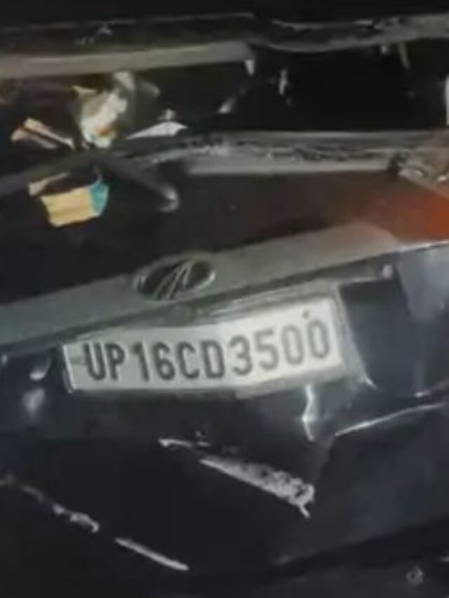 यमुना एक्सप्रेसवे पर टायर फटने से गार्डरेल से टकराई बेकाबू स्कॉर्पियो
