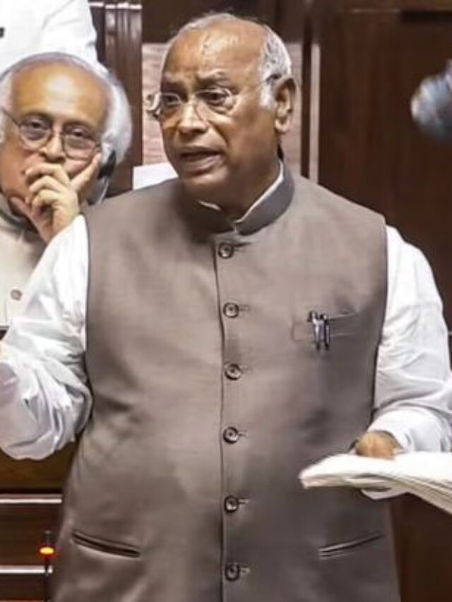 मल्लिकार्जुन खरगे के मनुस्मृति वाले बयान पर राज्यसभा में भारी हंगामा