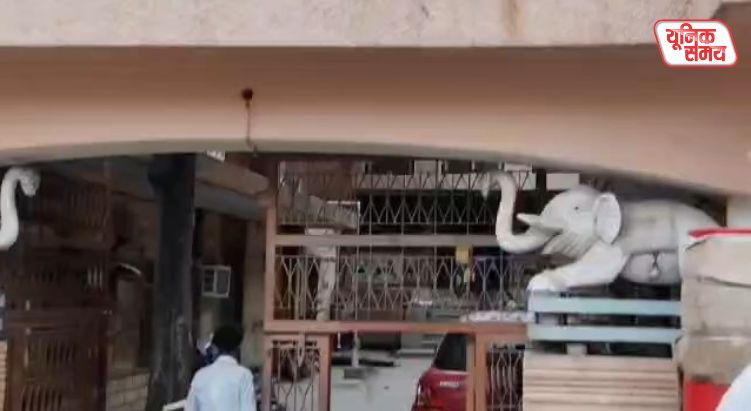 Major police action at a hotel opposite Shri Krishna Janmabhoomi