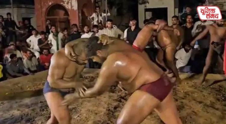 Wrestlers' Grand Gathering Held at Bhuteshwar Akhada on Raksha Bandhan