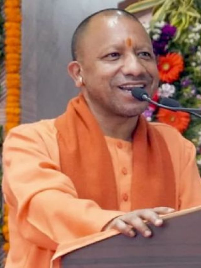 अयोध्या में CM योगी का बड़ा ऐलान; आंगनबाड़ी कार्यकत्रियों का मानदेय बढ़ाया