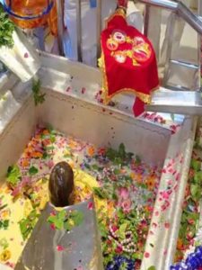 Special gifts are being sent to Kanha from Kashi Vishwanath Dham