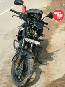 A speeding motorcycle collided with a WagonR car in the Nauhjheel area on the Yamuna Expressway in Mathura