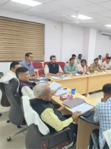 Complete ban on throwing prasad and flower garlands at the Banke Bihari Temple; committees formed to improve arrangements