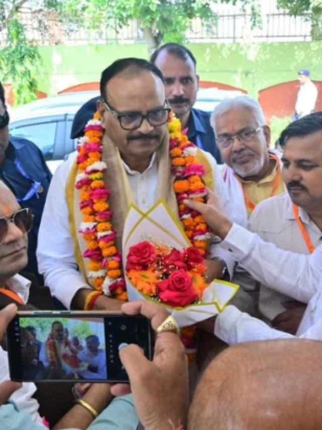 मथुरा में पंडित दीनदयाल धाम मेले में पहुंचे डिप्टी सीएम ब्रजेश पाठक
