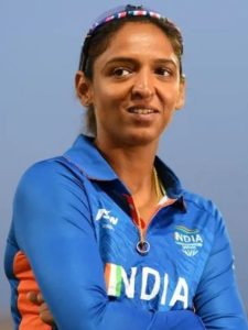 Harmanpreet Kaur steps down as captain across all formats