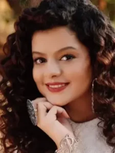 Major commotion at BSA Ground as singer Palak Muchhal fails to arrive at the Agr Mahotsav