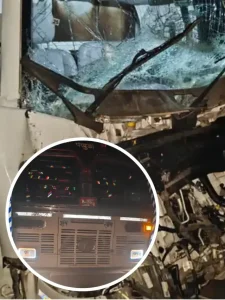 Major road accident on the Yamuna Expressway in Mathura; a 'Chhota Hathi rammed into the rear of a truck
